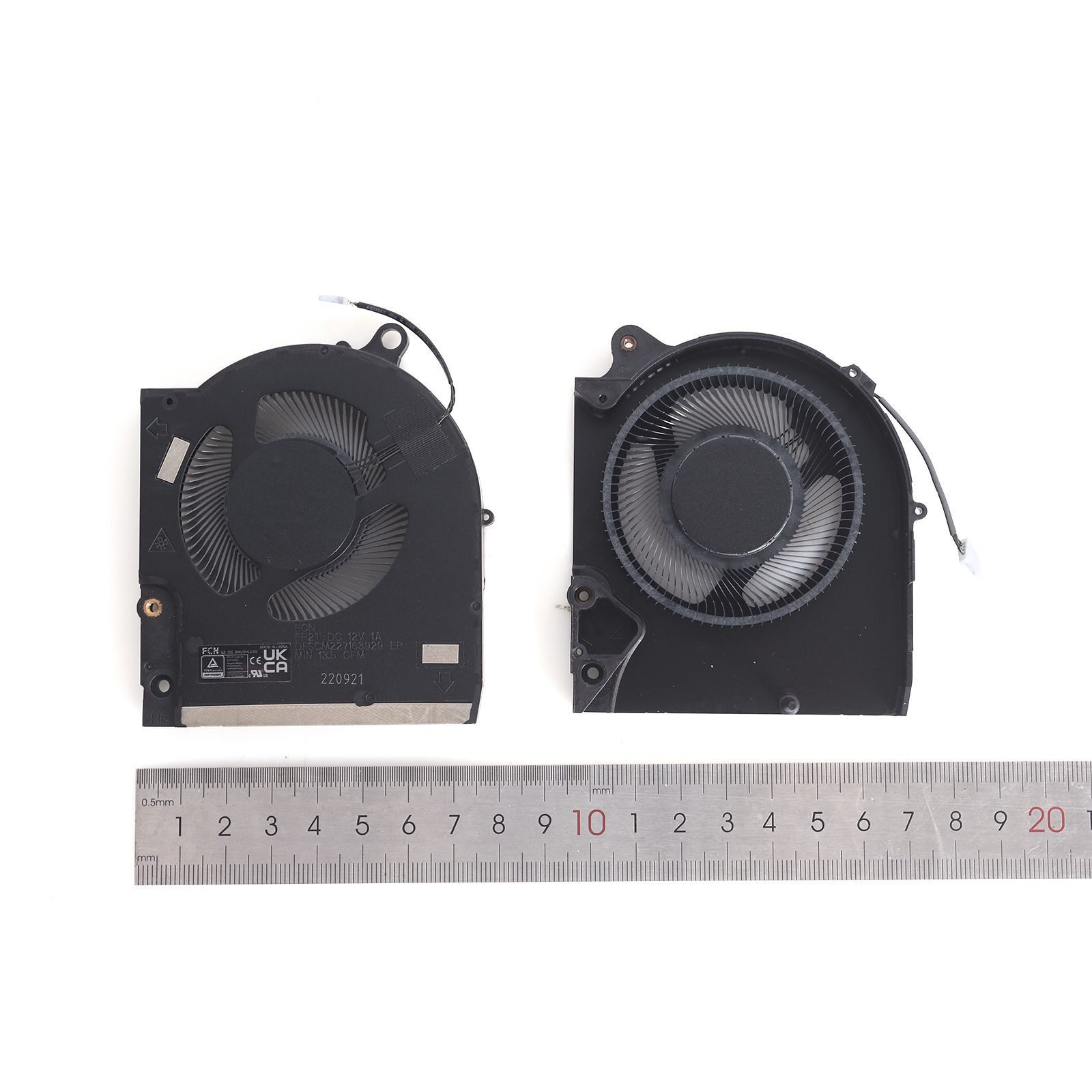 VENTOINHAS PARA PORTATIL DELL ALIENWARE M15 R7 12V - Image 4