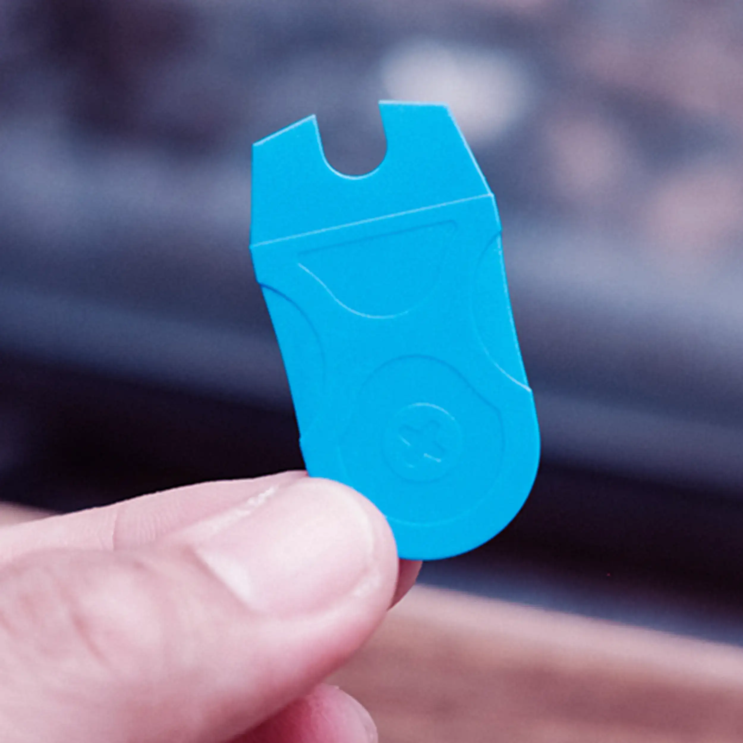 Bloqueador de Bateria iFixit - Ferramenta de Isolamento para Portátil - Image 4